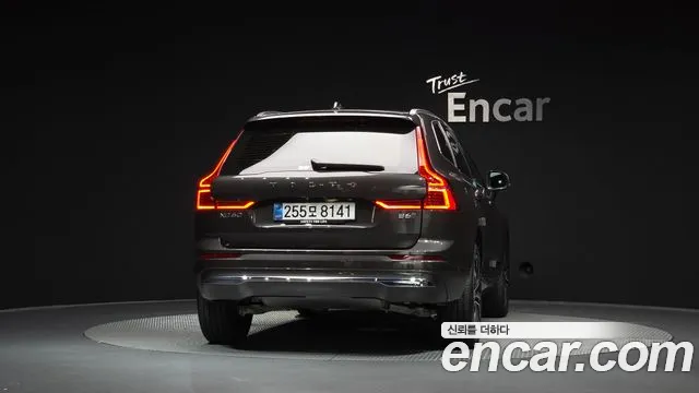 Вольво XC60 — Фото автомобиля 4