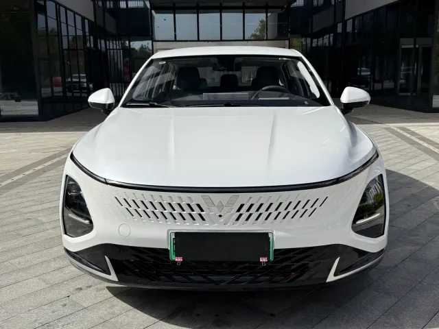 Wuling Starlight — Фото автомобиля 2