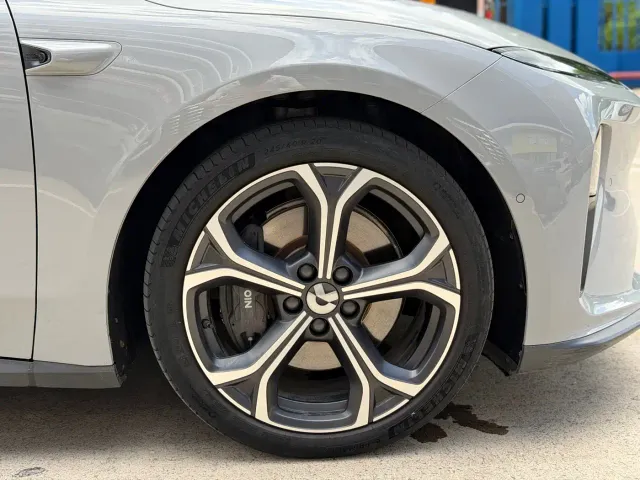Nio ET5 Touring — Фото автомобиля 6