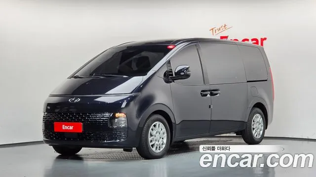 Фотография автомобиля — Hyundai Staria