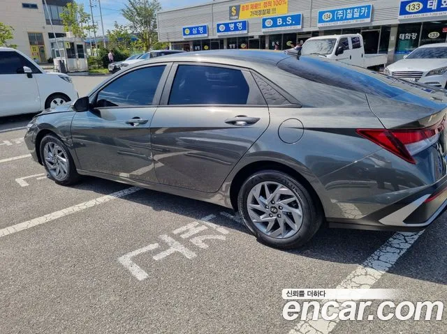 Hyundai Avante CN7 — Фото автомобиля 18