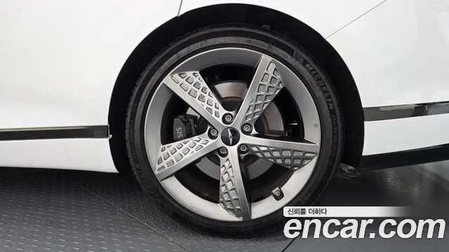 Genesis G80 Бензин 3.5 турбо AWD — Фото автомобиля 21