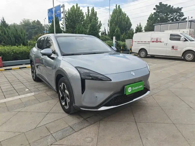 Baojun Yunhai — Фото автомобиля 3