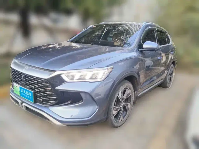 Фотография автомобиля — BYD Song Pro