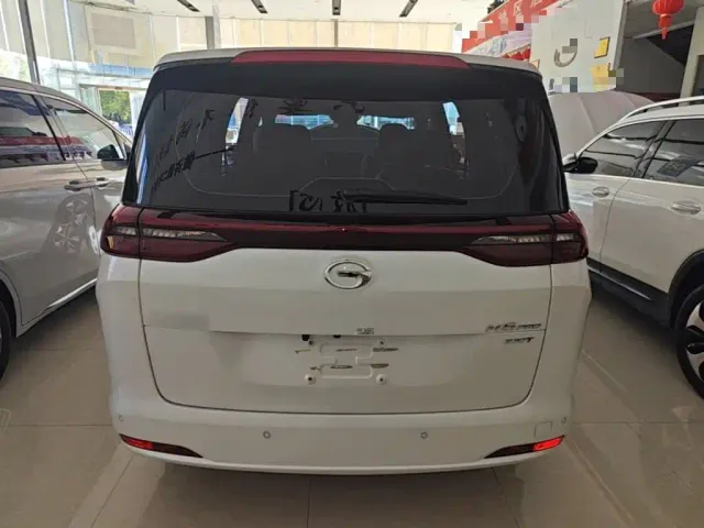 GAC Trumpchi M6 — Фото автомобиля 5