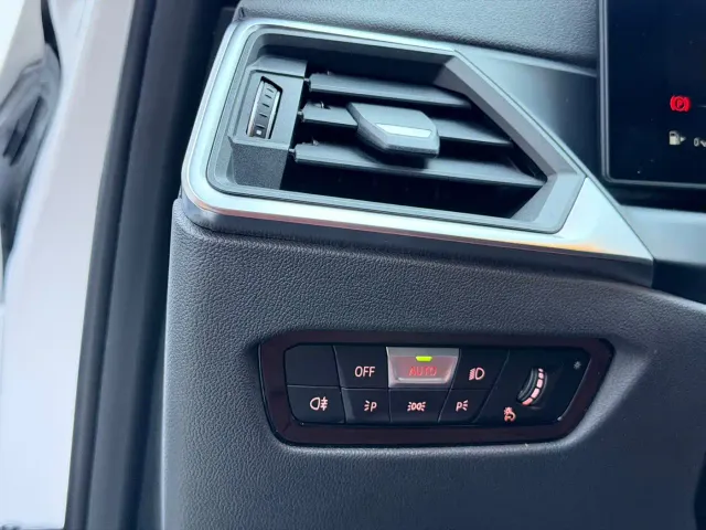 BMW 3 Series — Фото автомобиля 7