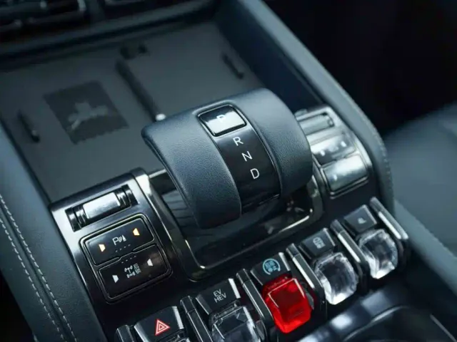 BYD FangChengBao Leopard 5 — Фото автомобиля 9