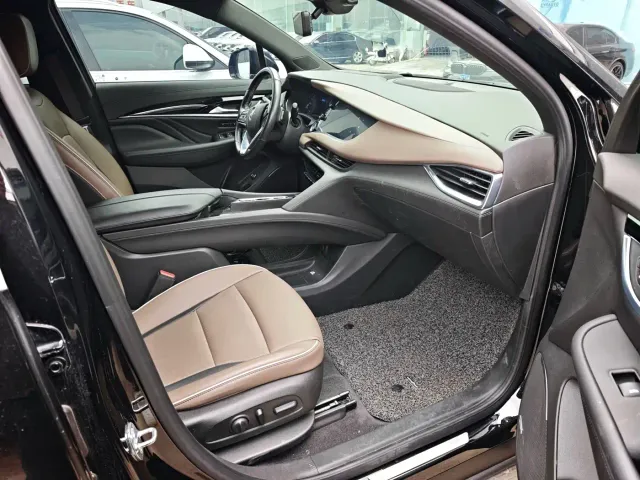 Buick Enclave — Фото автомобиля 3