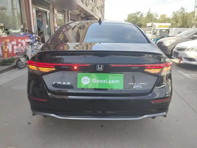 Honda Accord — Фото автомобиля 5