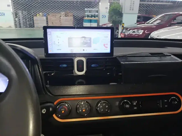 Wuling Hongguang Mini EV — Фото автомобиля 8