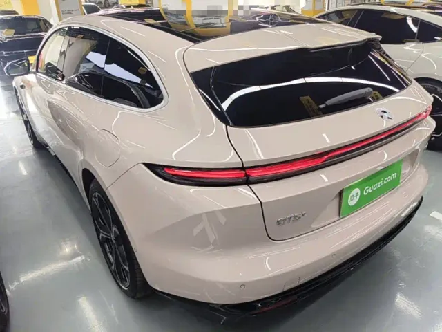 Nio ET5 Touring — Фото автомобиля 4