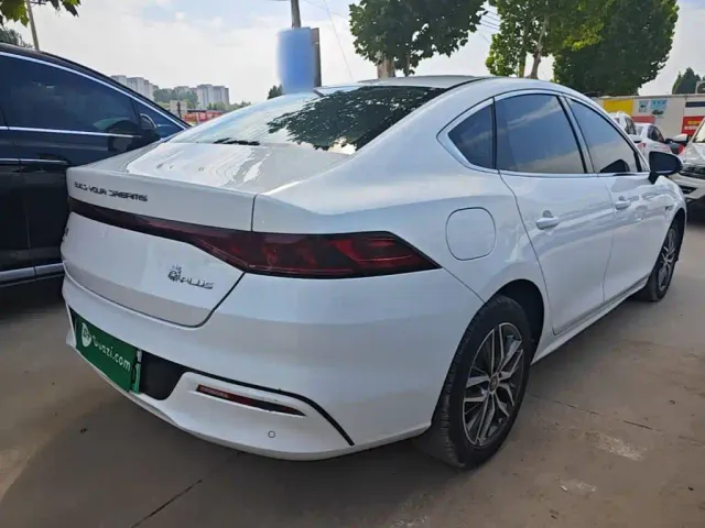 BYD Qin PLUS — Фото автомобиля 6