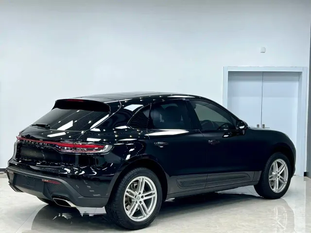 Porsche Macan — Фото автомобиля 6