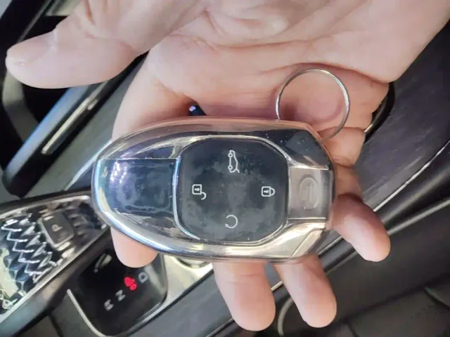 GAC Trumpchi GS8 — Фото автомобиля 8