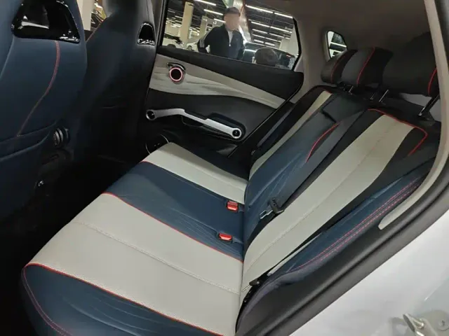 BYD Yuan PLUS — Фото автомобиля 16