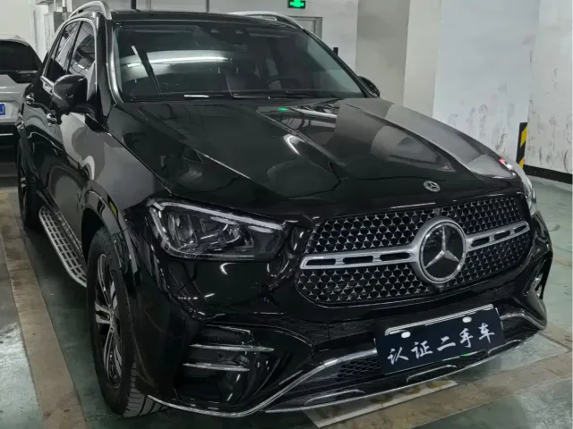 Mercedes-Benz GLE-Class — Фото автомобиля 2