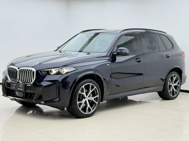 Фотография автомобиля — BMW X5