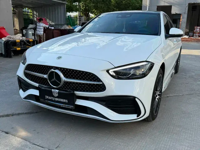 Фотография автомобиля — Mercedes-Benz C-Class