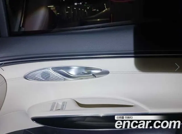 Genesis GV70 — Фото автомобиля 8