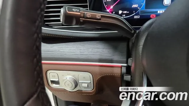 Mercedes-Benz GLE-Class — Фото автомобиля 12