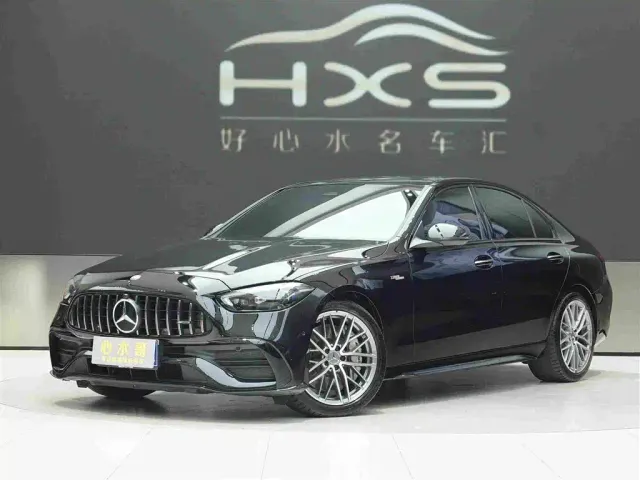 Фотография автомобиля — Mercedes-Benz C-Class AMG