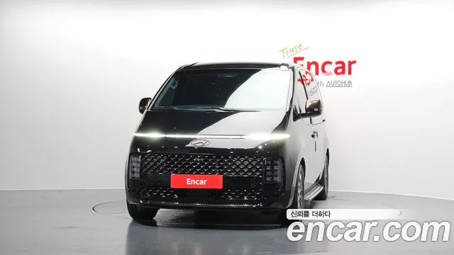 Hyundai Staria Staria 4WD Lounge 7 мест — Фото автомобиля 3