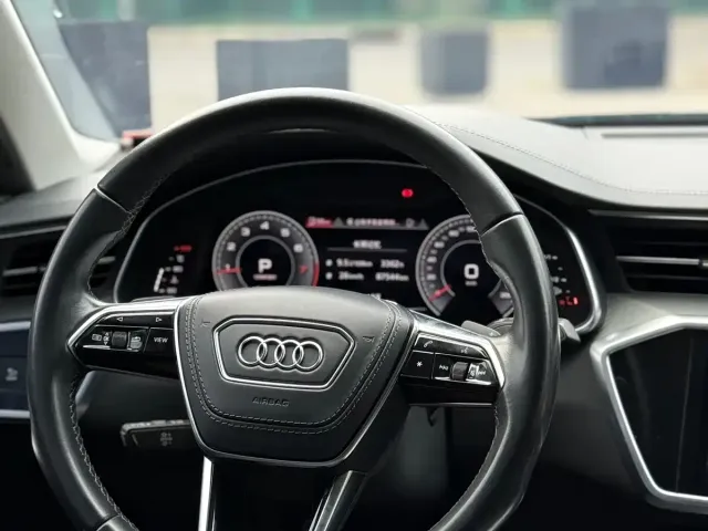 Audi A6L — Фото автомобиля 9