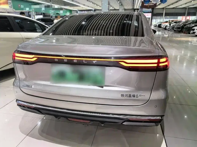 Geely Galaxy Stellar 6 — Фото автомобиля 5