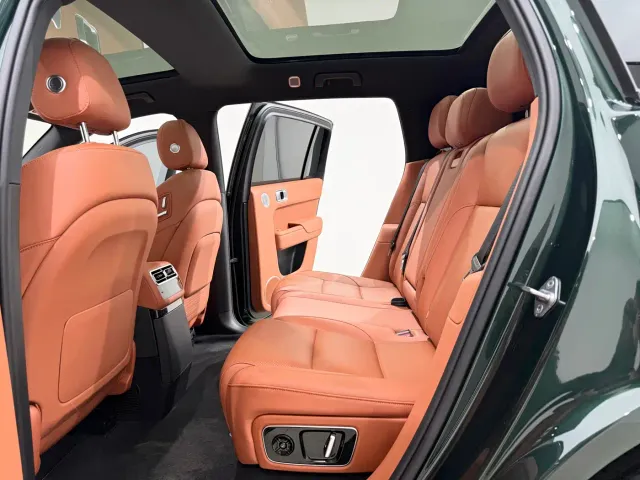 Li Auto L7 — Фото автомобиля 8