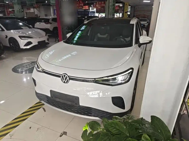 Фотография автомобиля — Volkswagen ID.4 Crozz