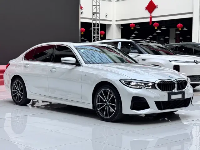 BMW 3 Series — Фото автомобиля 3