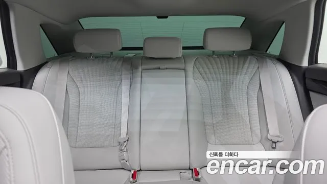 Hyundai Grandeur GN7 — Фото автомобиля 17