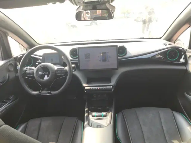 BYD Dolphin — Фото автомобиля 9