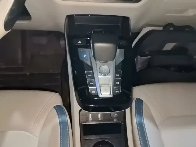BYD Yuan Pro — Фото автомобиля 13