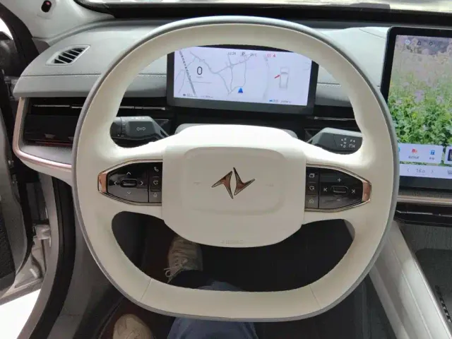 Dongfeng eπ 007 — Фото автомобиля 15