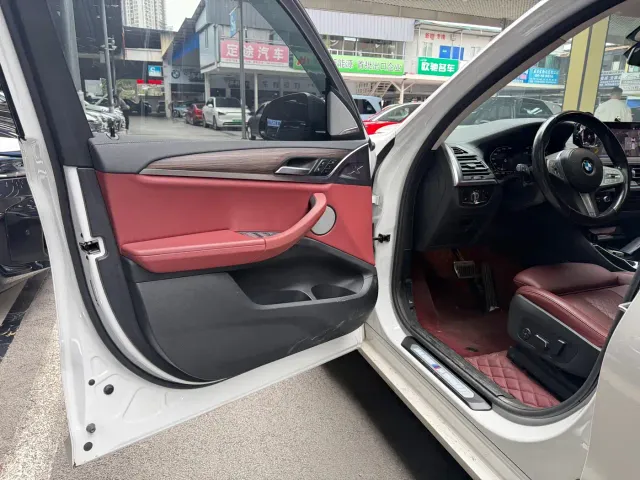 BMW X3 — Фото автомобиля 10