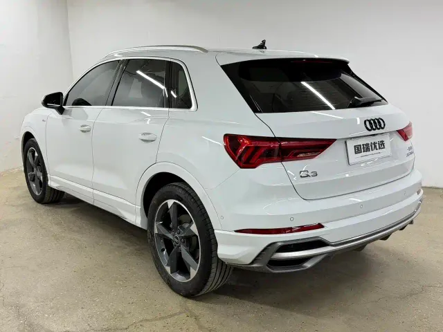 Audi Q3 — Фото автомобиля 6