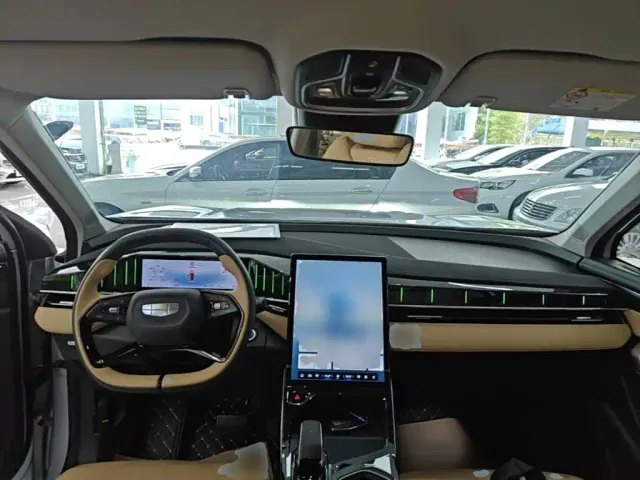 Geely Boyue L — Фото автомобиля 9