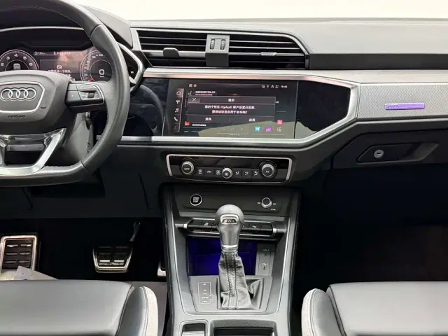 Audi Q3 — Фото автомобиля 21