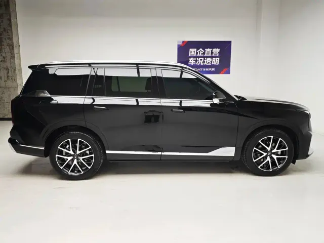 GAC Trumpchi GS8 — Фото автомобиля 7