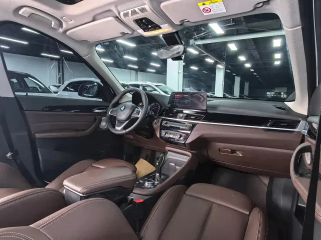 BMW X1 — Фото автомобиля 16