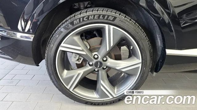 Genesis GV80 2.5T Бензин AWD — Фото автомобиля 4