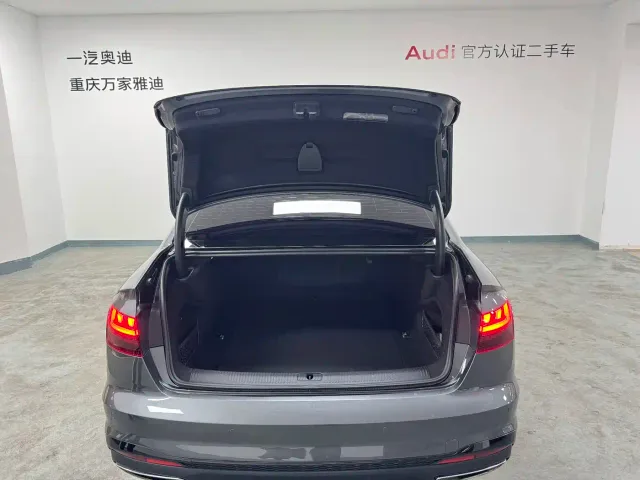 Audi A4L — Фото автомобиля 19