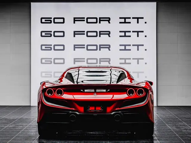 Ferrari F8 — Фото автомобиля 3