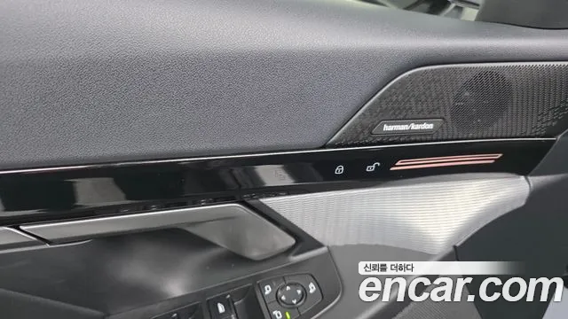 BMW 5 Series — Фото автомобиля 19