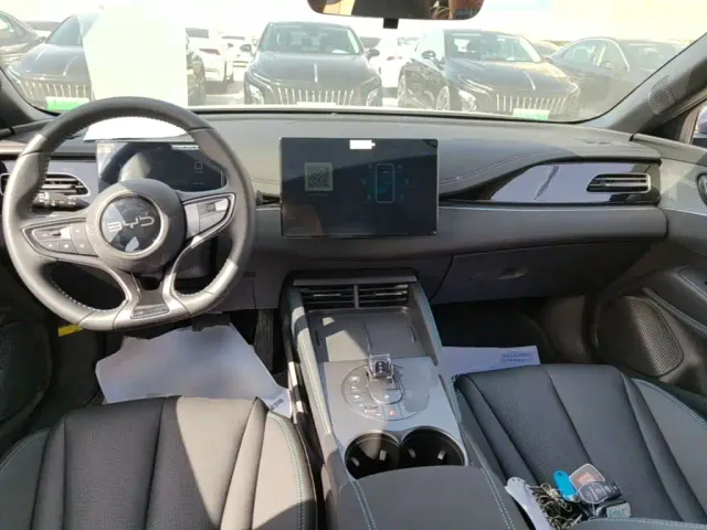 BYD Seal 06 — Фото автомобиля 9