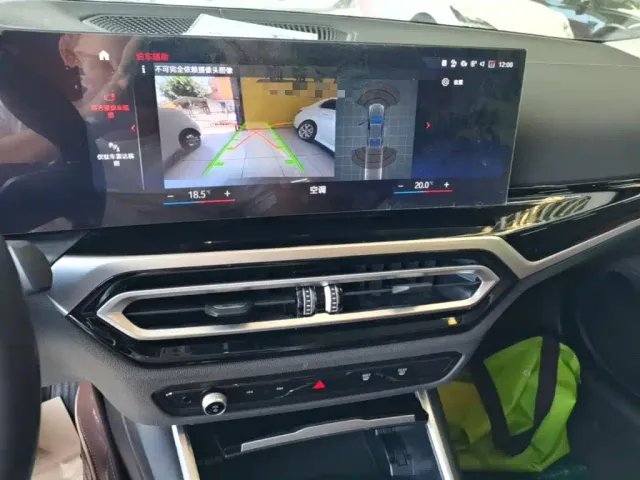 BMW i3 — Фото автомобиля 12