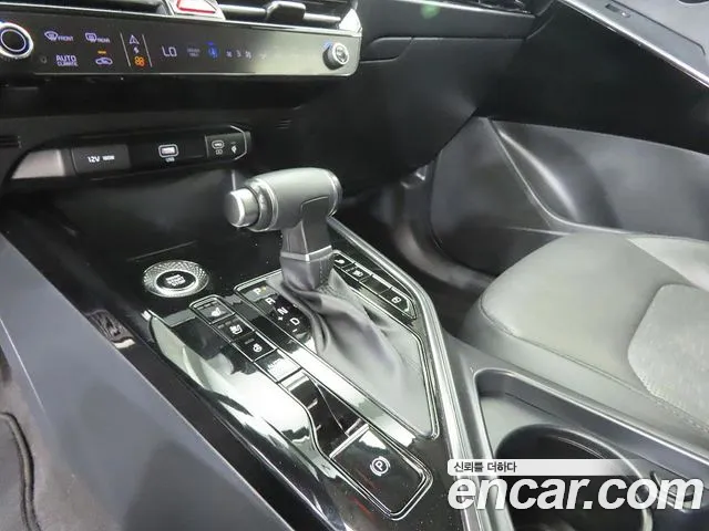 Kia Niro The All New Niro — Фото автомобиля 11
