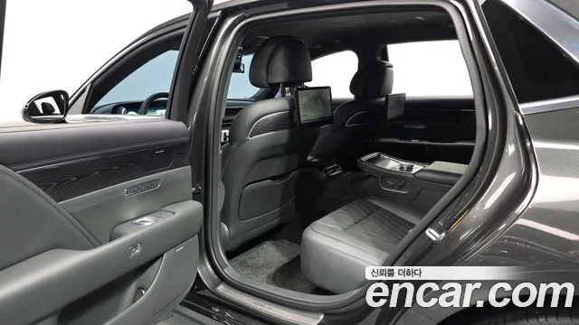 Genesis G90 — Фото автомобиля 11