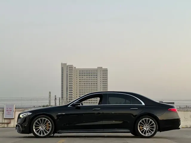 Mercedes-Benz S-Class — Фото автомобиля 11